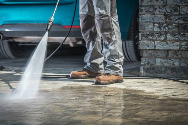 Best Pool Deck Cleaning  in Ironton, OH